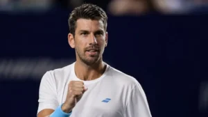 Familiar Surroundings Revive Norrie