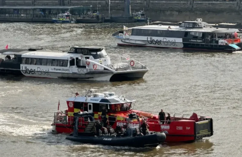 Four Officers Seriously Injured in Westminster Bridge Police Boat Crash