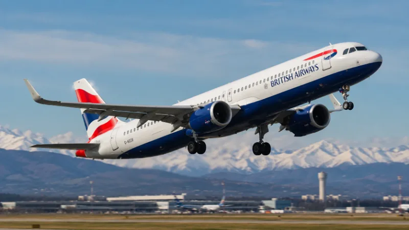 British Airways BA825 Emergency Descent: Flight Lands Safely at Heathrow After 7700 Alert
