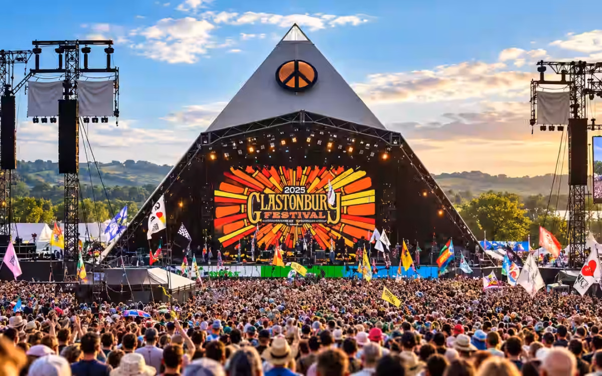 Glastonbury Festival Coach Tickets Sell Out In Under 30 Minutes As Fans Face New Queue System