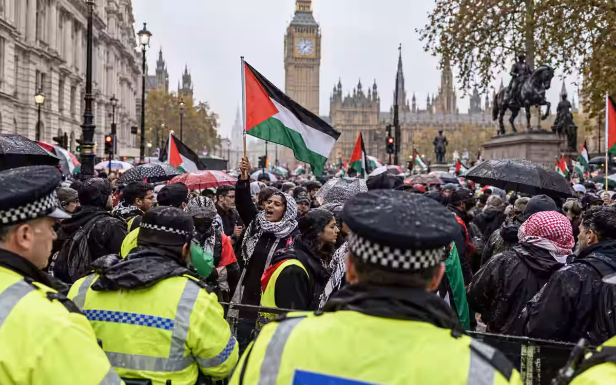 London Palestine Student Protest: 11 Arrested After Russell Square Clashes